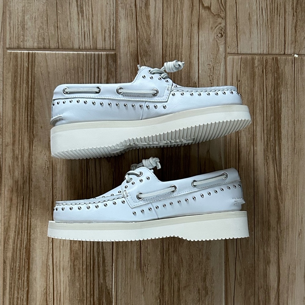🆕 Sperry X Rebecca Minkoff white studded boat shoes NIB Size 6M
